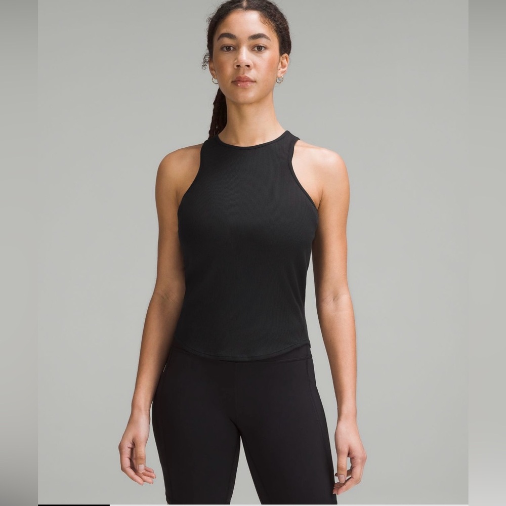 lululemon NWOT Twist Back Yoga Shirt